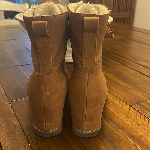 Universal Thread Platform Boots Women’s 9W Cognac Brown Cute Cozy Lace Up - Picture 4 of 11